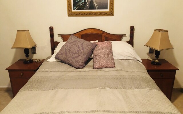 El Capricho by Rotamundos