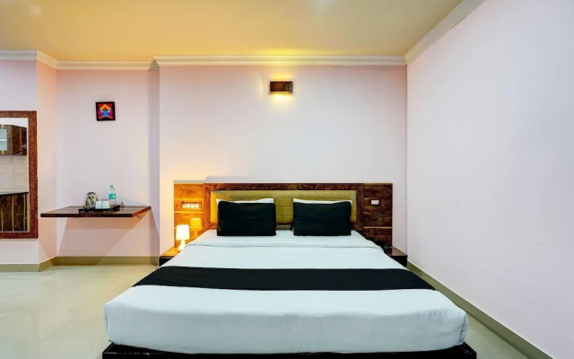 Stylish Stays at MG Road Near Commercial Street