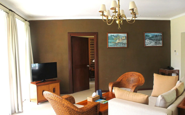 Mangsit Suites by Holiday Resort Lombok