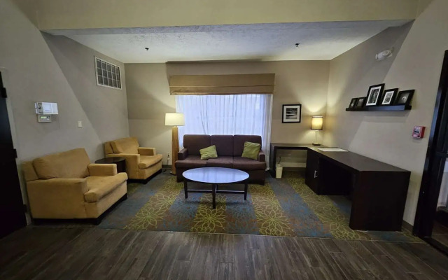 SureStay by Best Western Summerville Flowertown