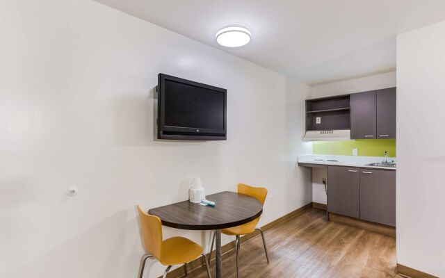 Motel 6 Jacksonville, FL - South