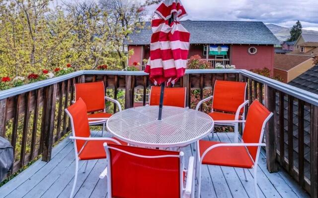 Oak Tower Townhouse-1.5 Blocks to OSF