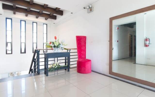 RedDoorz Plus near Laoag International Airport