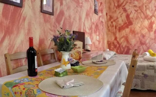 Maria De La Merce Apartment