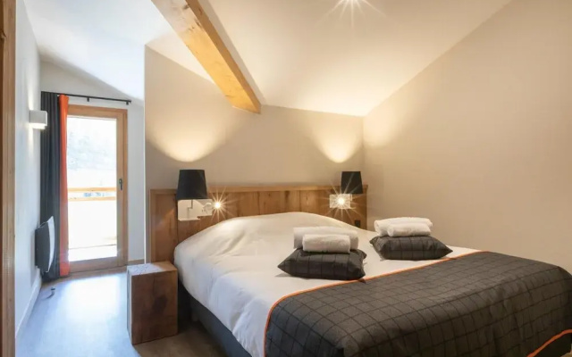 Chalet in Samoens Near Grand Massif Lift