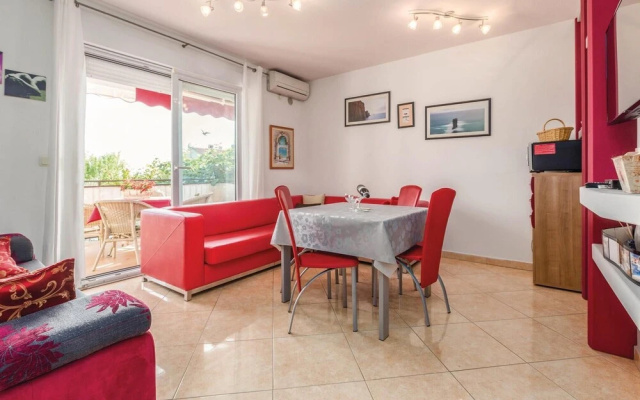 Nice Home in Kukci With Wifi and 2 Bedrooms - Hotel in Porec - Photo 5