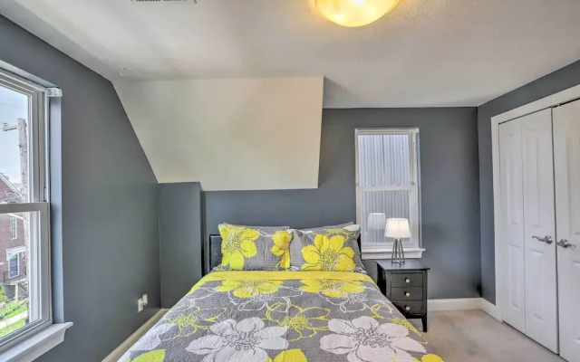 Central Cleveland Gem w/ Direct Skyline View!