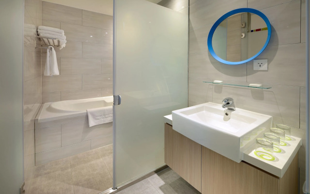Park City Inn & Hostel - Yonghe Taipei