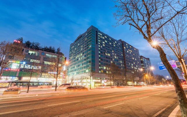 The Uno Residence