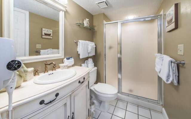 Pelican Beach Resort 213