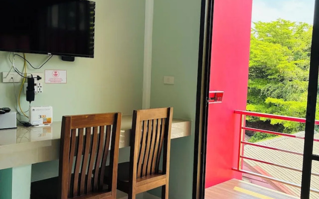 Rainbow Room No.16 Front of Haad Rin Queen Ferry