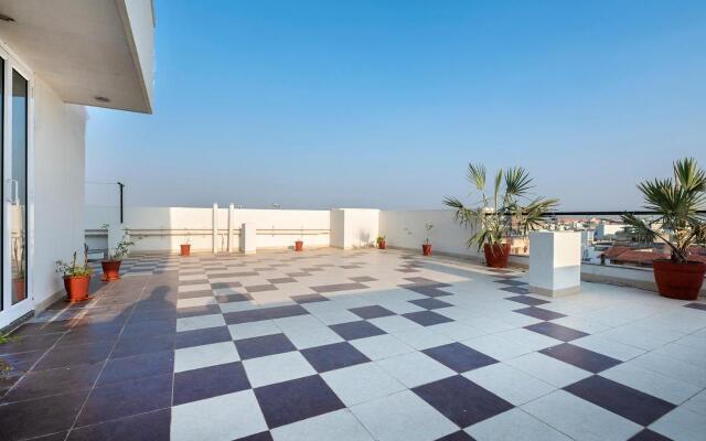 Palm Stay - Studios & Rooms