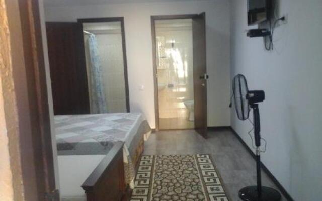 Room on Bogatos 15
