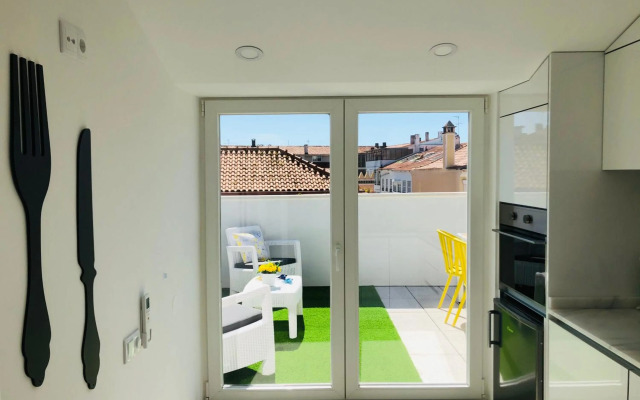 Central Tiled Apartment