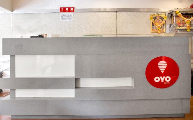 OYO Rana Residency Near Western Express Highway Metro Station