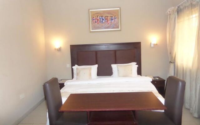 Triedent Suites