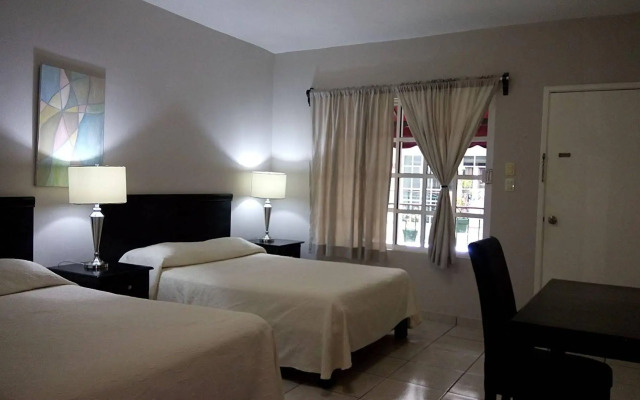 Boca Inn Hotel & Suites