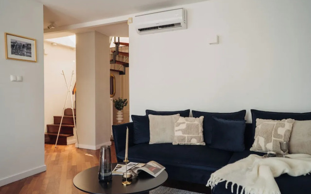 Riverside Nest - LoftAffair