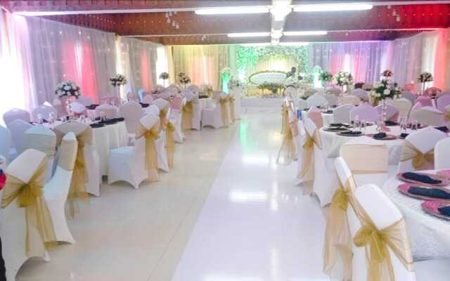 Azure Boutique Resort