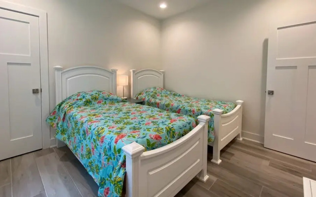 Sand Dollar Lodge 3 Bedroom Home