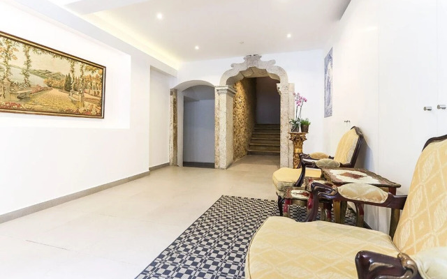 JOIVY Modern classic 1-bed Apt w/ balcony, nearby Avenida da Liberdade