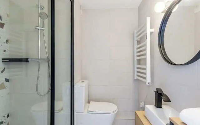 Beautiful Renovated Studio on Port de Deauville