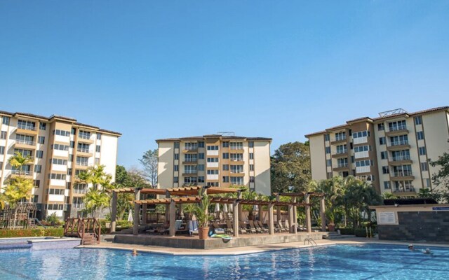 Costa Linda Condo 1.3