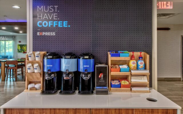 Holiday Inn Express Hotel & Suites Memphis Southwind by IHG