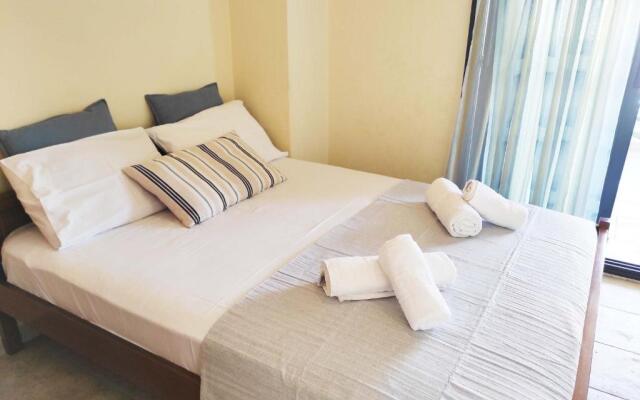 Sea View Maisonette in Chanioti, 40m from the Beach