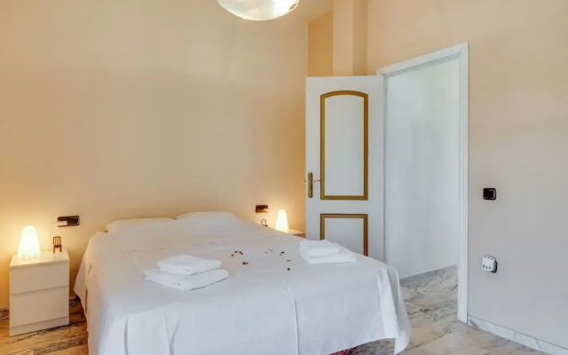 Holiday Home Near Sevilla With Pool