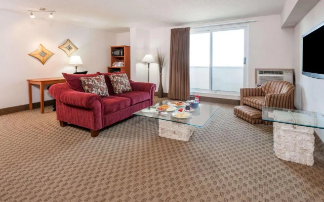 Ramada Edmonton South