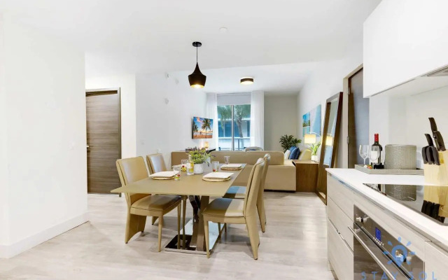 2BR Apartment With Rooftop Pool