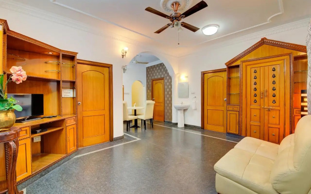 Treebo The Sai Leela Suites