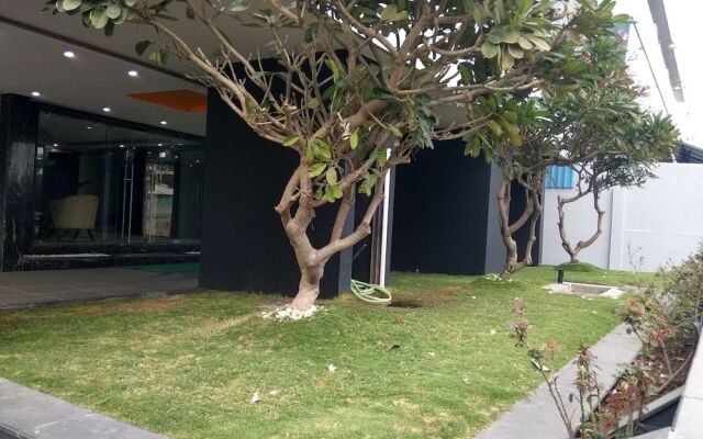 JK Rooms 121 Hotel Shaheen International