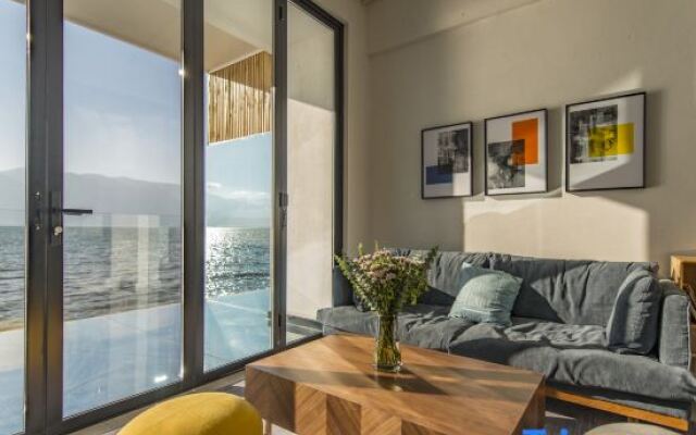 Wuxin Lake View Hostel