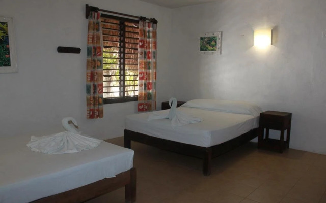 Hotel & Cabañas Zazil Kin Tulum