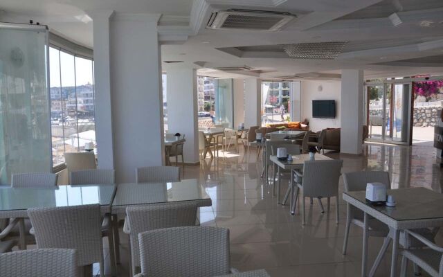 Tepe Hotel Beach Club