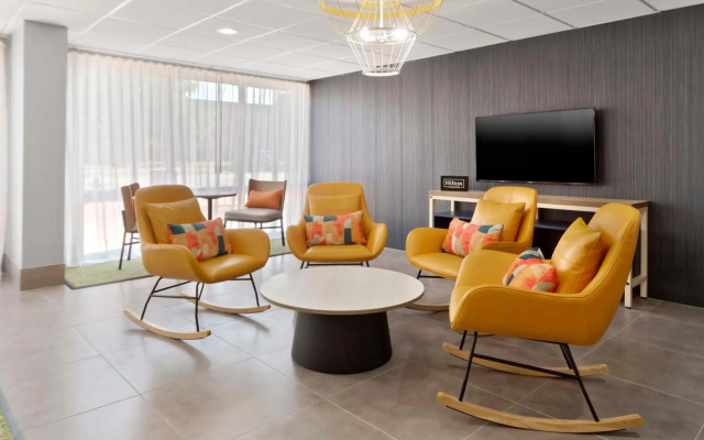 Spark By Hilton Grand Prairie
