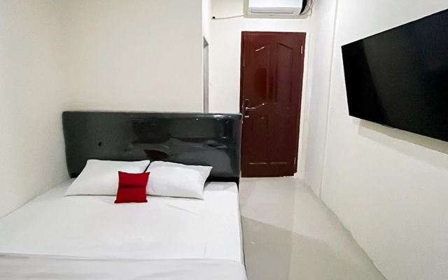 RedDoorz near Sungai Panas Batam – Guest Rooms – Batam