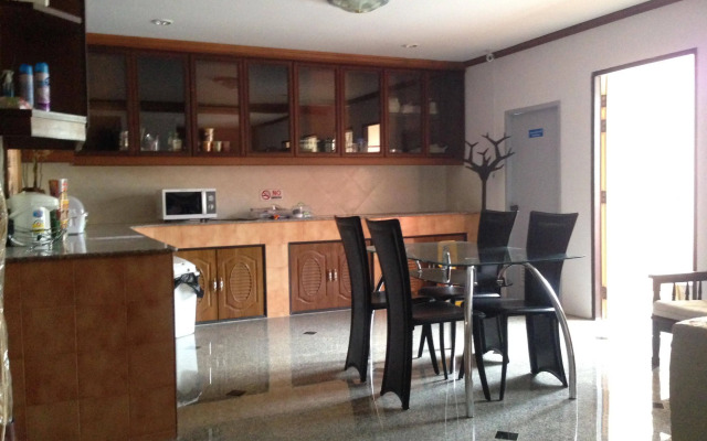 K2 Backpacker Hostel