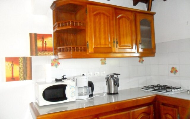 House With 2 Bedrooms in Petit-canal, With Wonderful Mountain View, Po