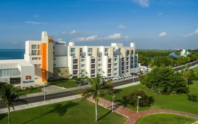 Real Inn Cancún