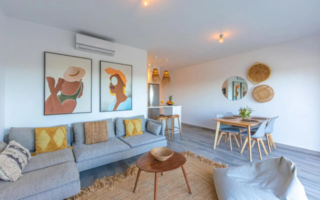 Jardín, Piscina y Fibra Óptica - SimplyTarifa