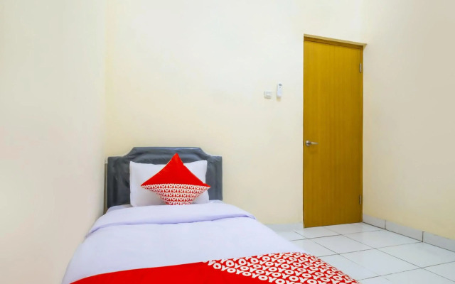 Hotel O Syariah Tasikmalaya Near Universitas Siliwangi Formerly Siliwangi Guest House