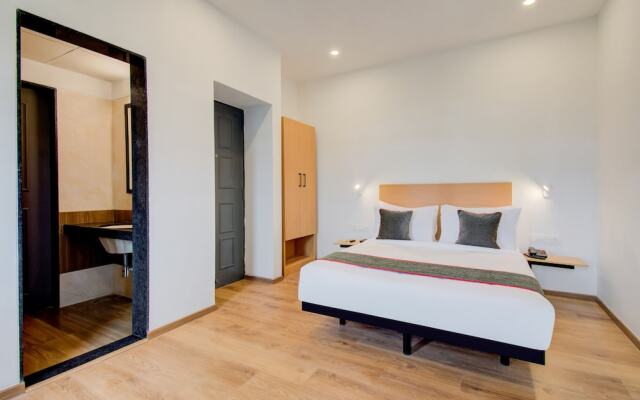 OYO Townhouse 145 The Park Infinity