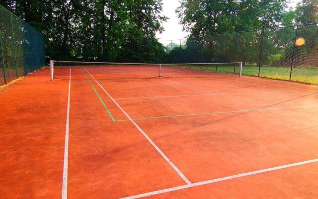 Hotel Rytwiany Nowy Dworek