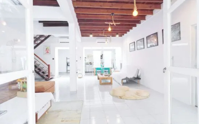 Ratchada Retreat