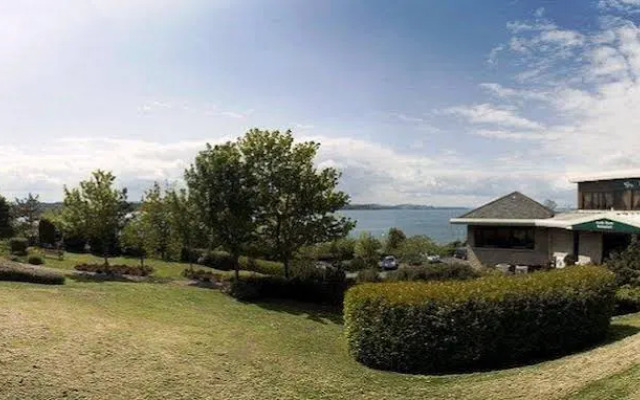 DoubleTree by Hilton Edinburgh - Queensferry Crossing