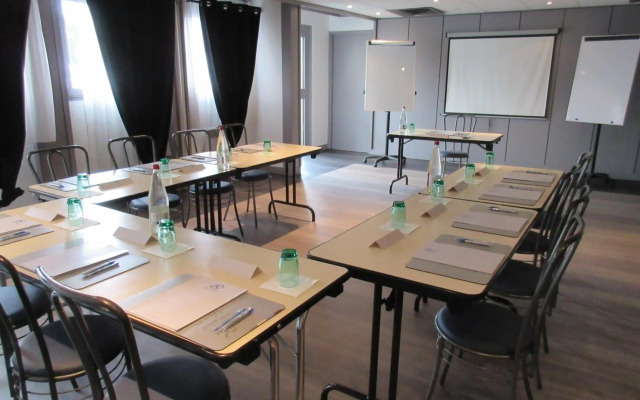 Ibis Budget Fresnes