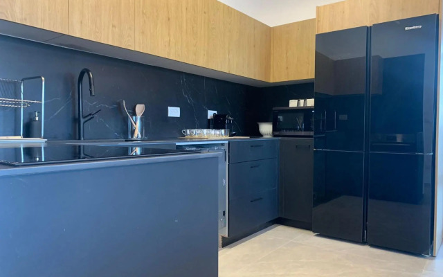 Brand New 3 Bedroom Apartment in Shalem Tower